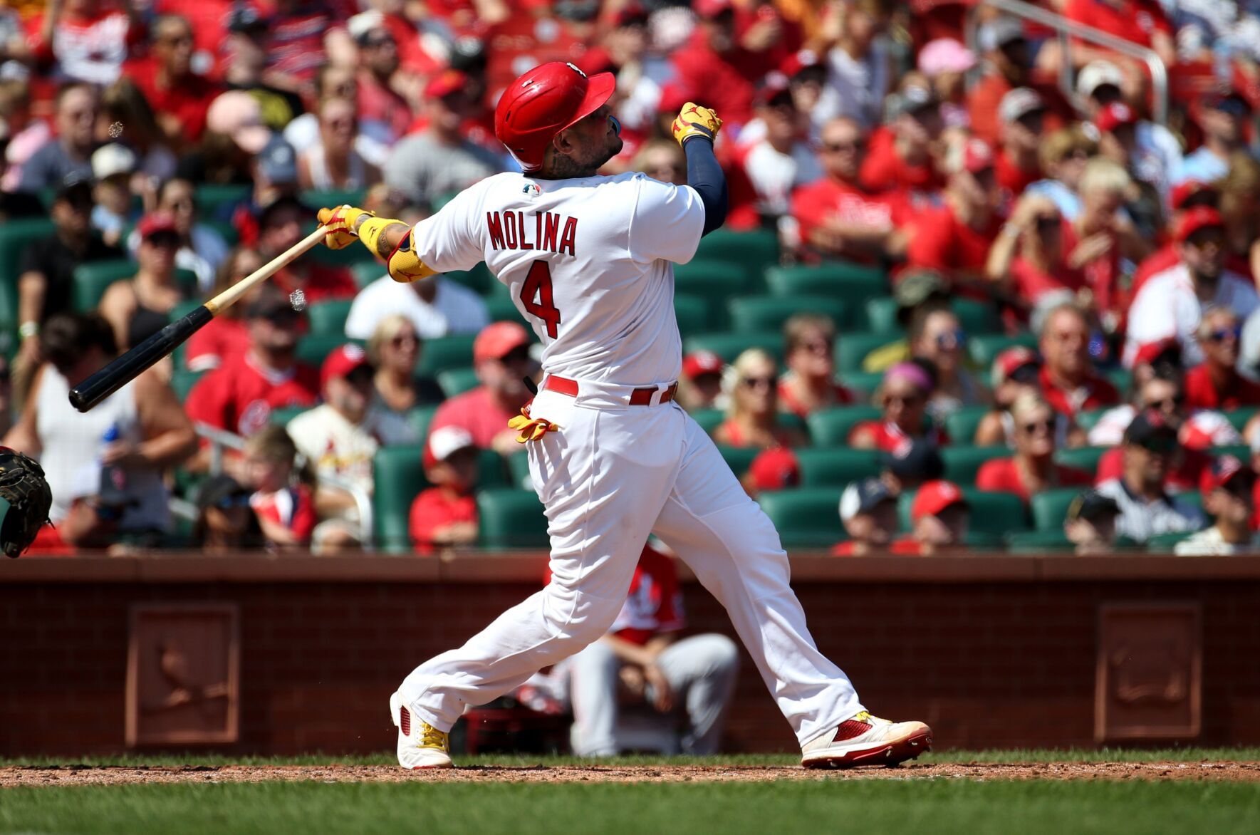 Cardinals beat Cincinnati Reds 5-1 in of doubleheader